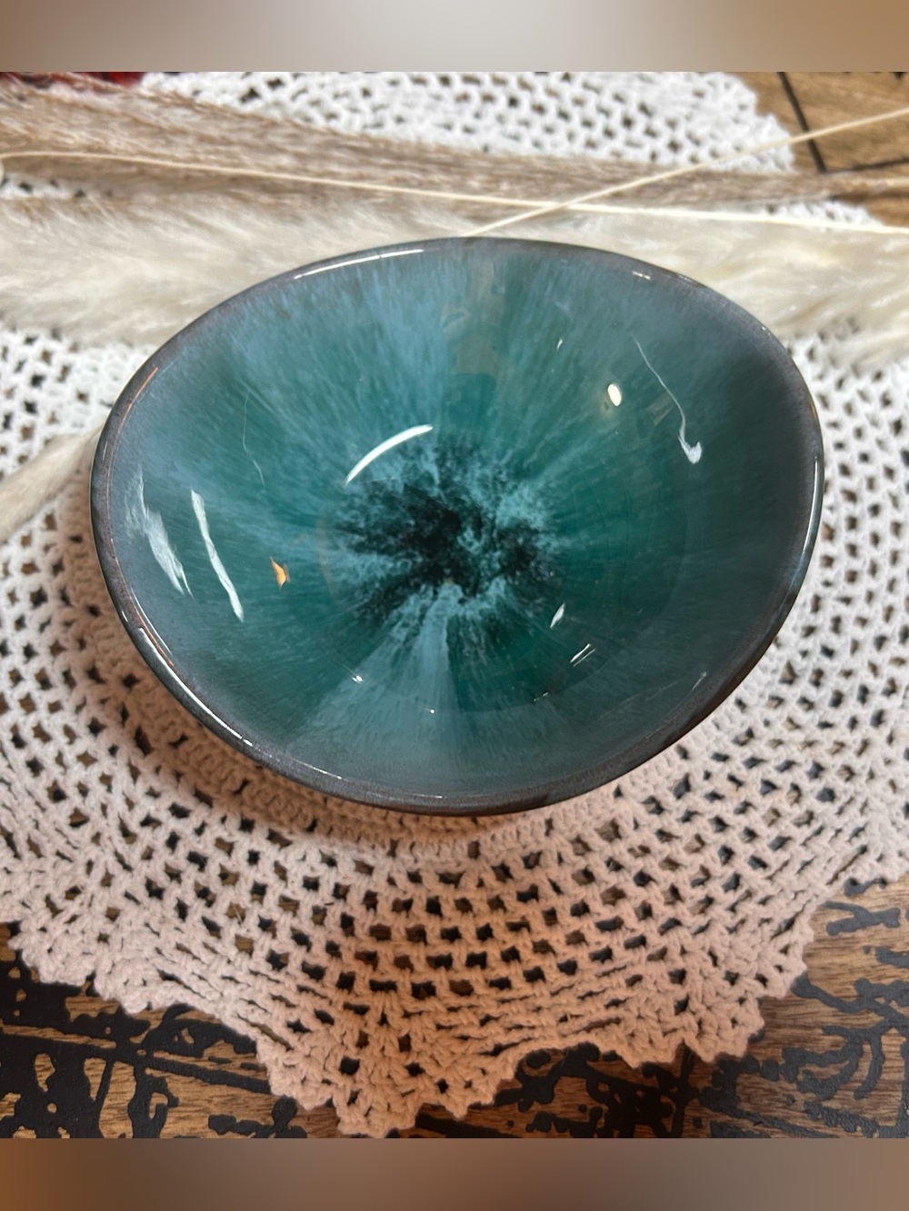 Vintage Blue Mountain Pottery Triangular Bowl | Canadian BMP Teal Green Drip - Picture 4 of 5
